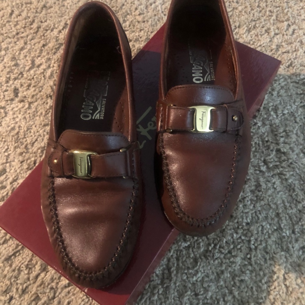 Ferragamo loafers. No box or dust bag - Picture 2 of 6